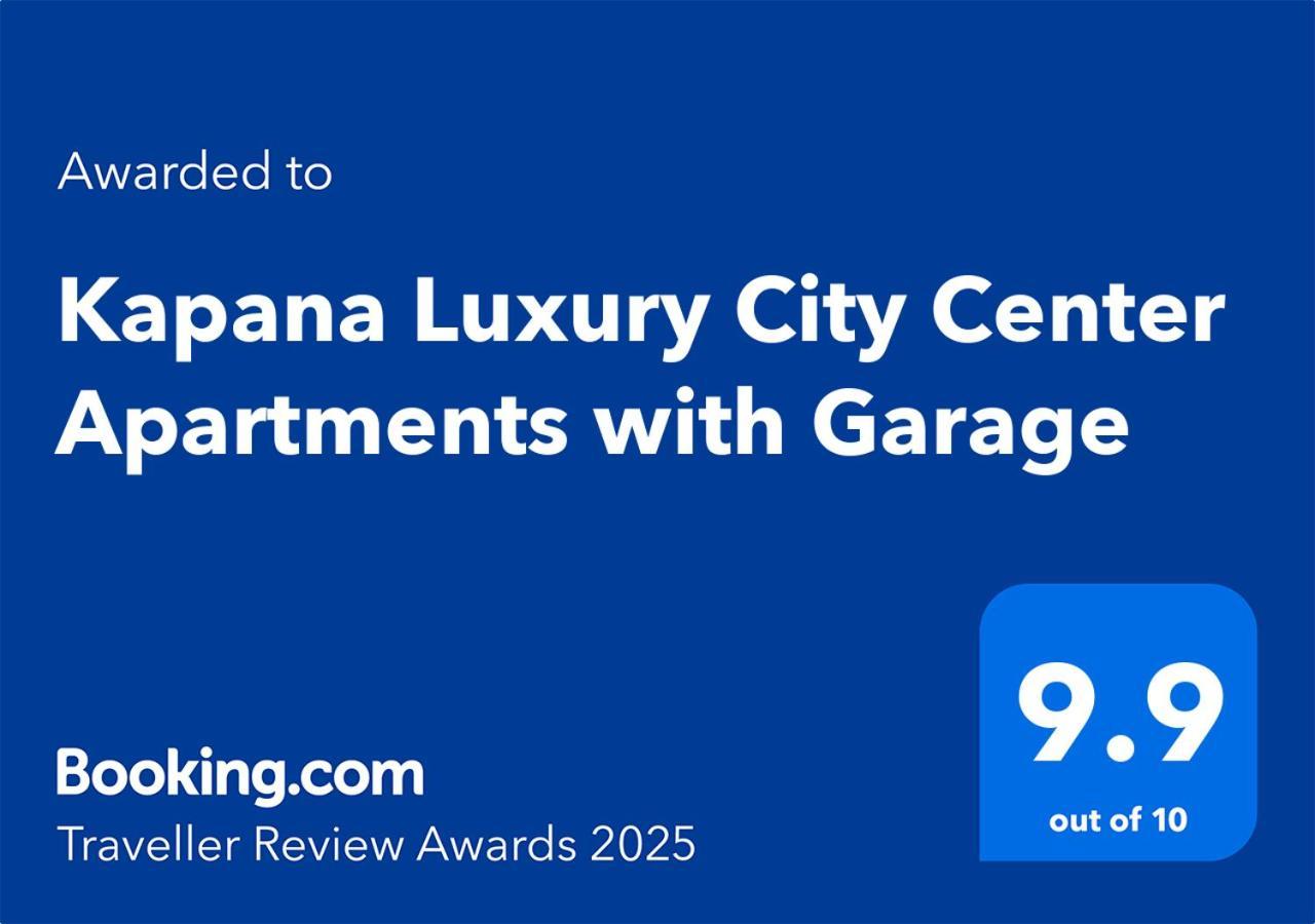 Kapana Luxury Center With Garage Apartment