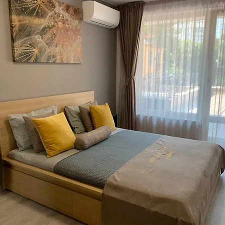 Kapana Luxury City Center Apartments With Garage Plovdiv Exterior photo
